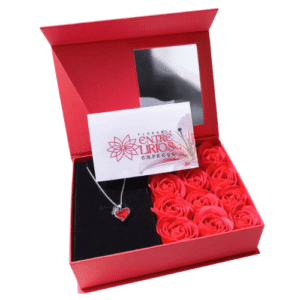 Box de Rosas con Colgante