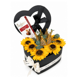 Box Corazón con Girasoles, Chocolates y Corona